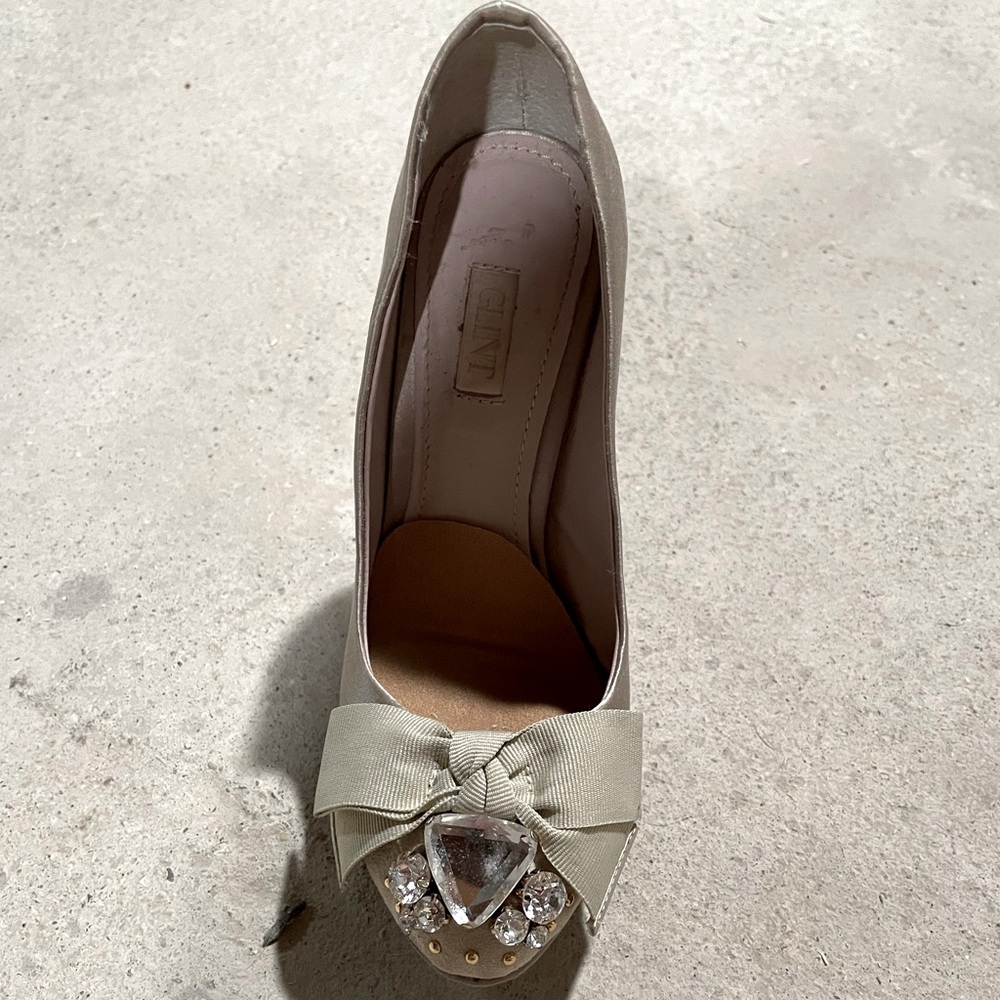 Size 4 Glint Prom Shoe